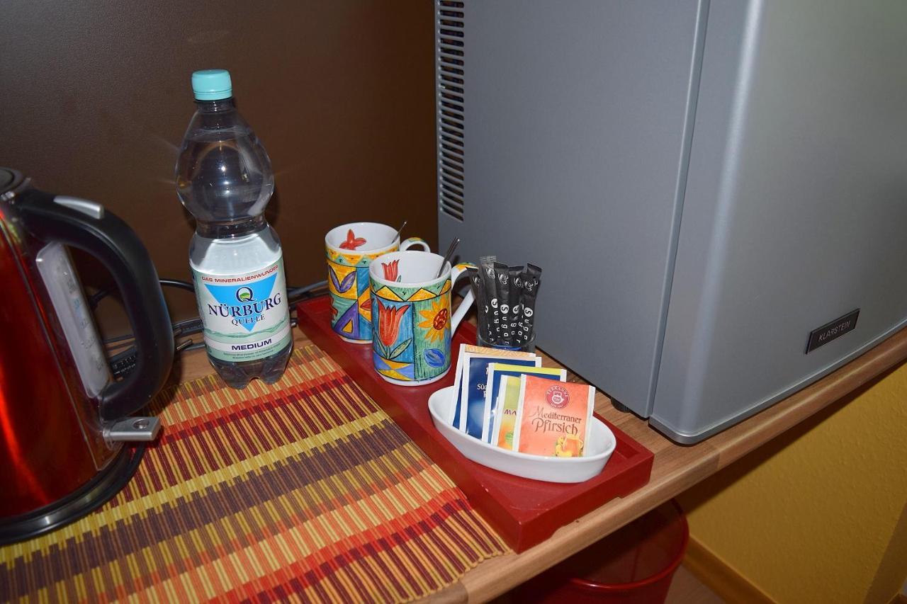 Gästezimmer Leonore *